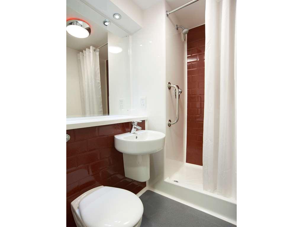 Travelodge Cameron Toll Hotel إدنبرة الغرفة الصورة